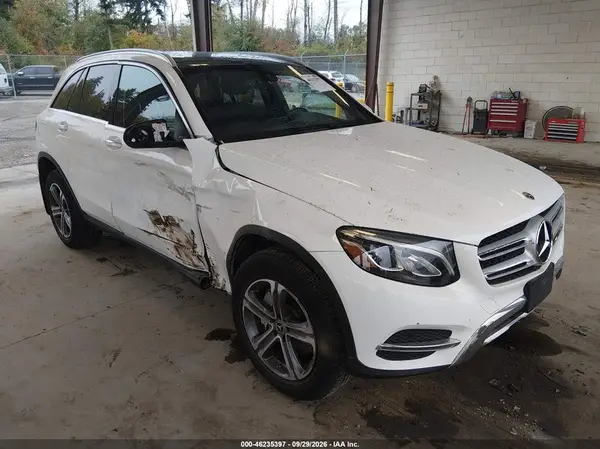 WDC0G4KBXJV037444 — 2018 Mercedes-Benz GLC, Правый бок (Right Side), фото до ремонта