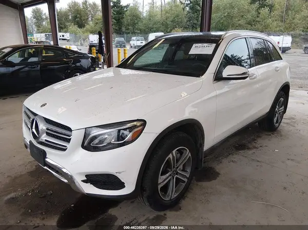 WDC0G4KBXJV037444 — 2018 Mercedes-Benz GLC, фото 2 с аукциона IAAI, Правый бок