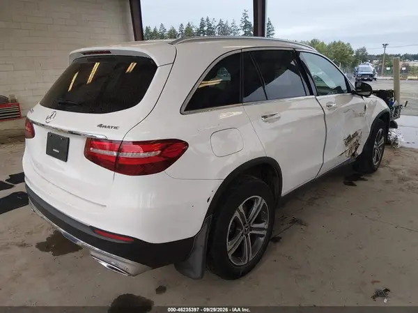 WDC0G4KBXJV037444 — 2018 Mercedes-Benz GLC, фото 4 с аукциона IAAI, Правый бок