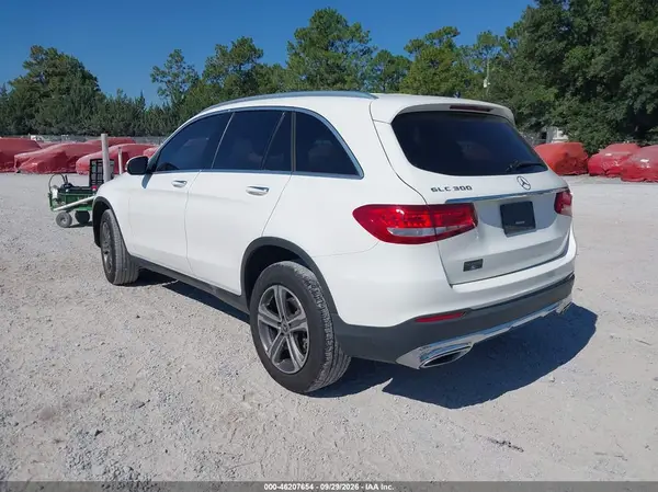 WDC0G4JB3KV134343 — 2019 Mercedes-Benz GLC, фото 3 с аукциона IAAI, Правый бок