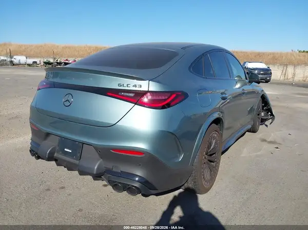 W1NKJ8HB4SF273879 — 2025 Mercedes-Benz GLC, фото 4 с аукциона IAAI, Передняя часть