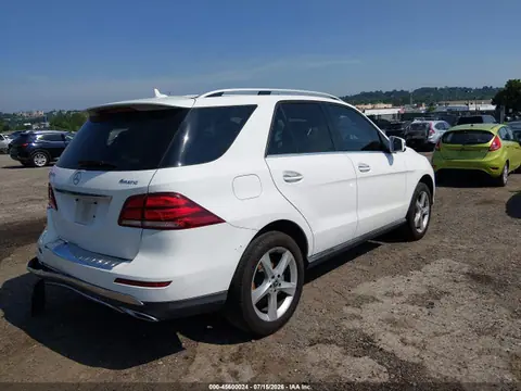 2018 Mercedes-Benz Gle 350 4matic VIN 4JGDA5HB4JB085010 фото 4