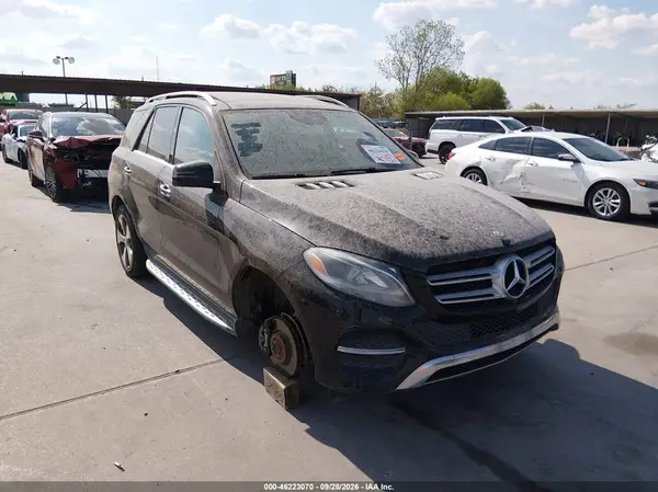 4JGDA5HB9HA886614 — 2017 Mercedes-Benz GLE, Угон (Theft), фото до ремонта