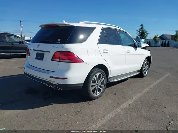 4JGDA5HB8HA915875 — 2017 Mercedes-Benz GLE, фото 4 с аукциона IAAI, Передняя часть