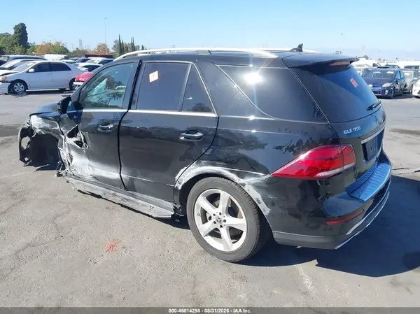 4JGDA5JBXJB190161 — 2018 Mercedes-Benz GLE, фото 3 с аукциона IAAI, Биологическая или химическая опасность