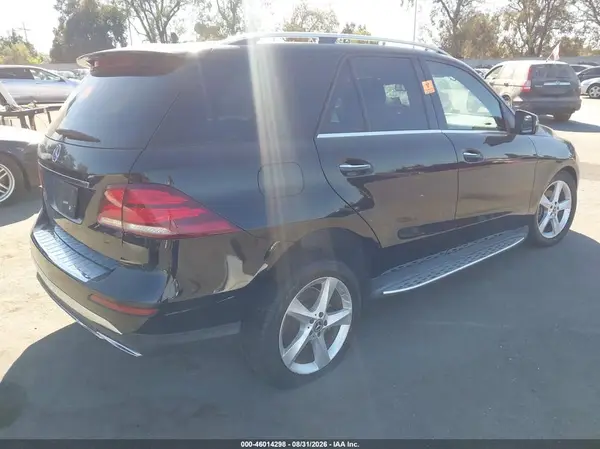 4JGDA5JBXJB190161 — 2018 Mercedes-Benz GLE, фото 4 с аукциона IAAI, Биологическая или химическая опасность