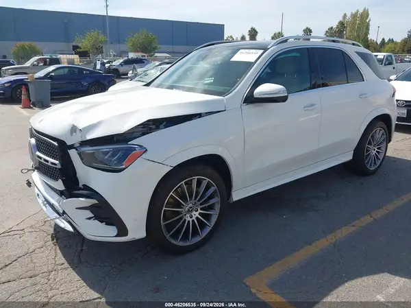 4JGFB4FBXRA969084 — 2024 Mercedes-Benz GLE, фото 2 с аукциона IAAI, Передняя часть слева