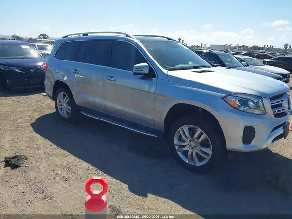 4JGDF6EE8HA886433 — 2017 Mercedes-Benz GLS-Klasse, Нет повреждений (None), фото до ремонта