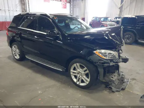 4JGDA5HB5EA420383 — 2014 Mercedes-Benz Ml 350 4MATIC, Передняя часть (Front End), фото до ремонта