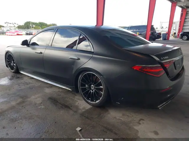 W1K6G7GB8SA337945 — 2025 Mercedes-Benz S 580 4MATIC, фото 18 с аукциона IAAI 05.10.2026, Левый и правый бока
