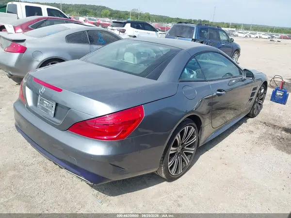 WDDJK6GA7JF051869 — 2018 Mercedes-Benz SL-Klasse, фото 4 с аукциона IAAI, Естественный износ