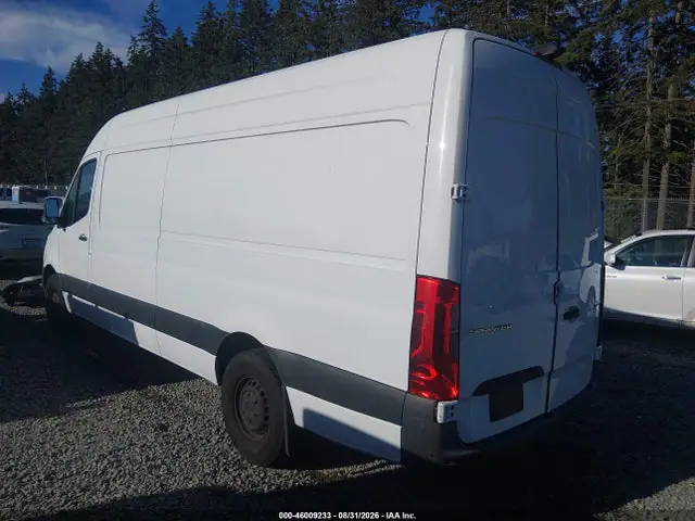 W1Y4NCHY7PT151999 — 2023 Mercedes-Benz Sprinter 2500 High Roof 4-CYL Diesel Ho, фото 3 с аукциона IAAI 30.09.2026, Правый бок