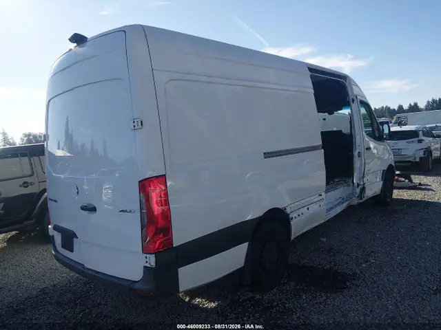 W1Y4NCHY7PT151999 — 2023 Mercedes-Benz Sprinter 2500 High Roof 4-CYL Diesel Ho, фото 4 с аукциона IAAI 30.09.2026, Правый бок