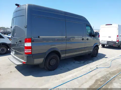 2015 Mercedes-Benz Sprinter 2500 Normal Roof VIN WD3PE7DC3FP142186 фото 4