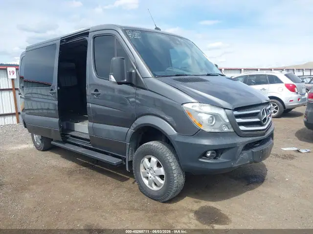 WDZFE7CDXGP330250 — 2016 Mercedes-Benz Sprinter 2500 Normal Roof, Задняя часть (Rear), фото до ремонта