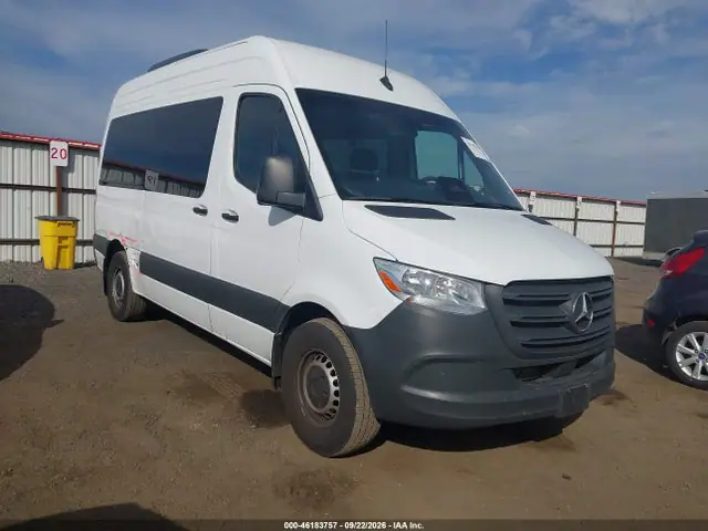 W1Z4KFHY6TT612058 — 2026 Mercedes-Benz Sprinter 2500 Standard Roof 4-CYL Diesel, Задняя часть слева (Left Rear), фото до ремонта