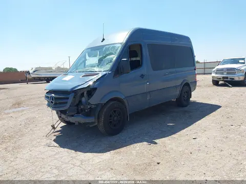 2018 Mercedes-Benz Sprinter 2500 Standard Roof V6 VIN WD3PE7CD6JP645424 фото 2