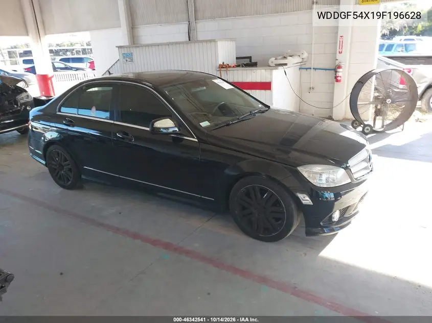 WDDGF54X19F196628 — 2009 Mercedes C-Klasse, фото 2 с аукциона IAAI, Задняя часть