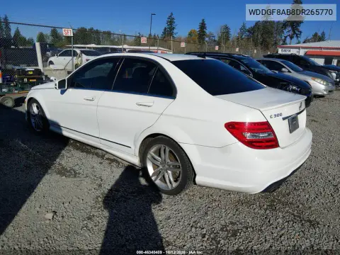 2013 Mercedes-Benz C 300 Sport 4Matic VIN WDDGF8AB8DR265770 фото 4