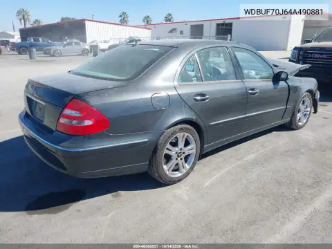 WDBUF70J64A490881 — 2004 Mercedes E-Klasse, фото 5 с аукциона IAAI, Передняя часть