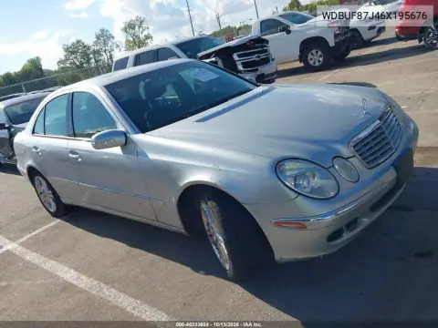 WDBUF87J46X195676 — 2006 Mercedes E-Klasse, Естественный износ, фото до ремонта