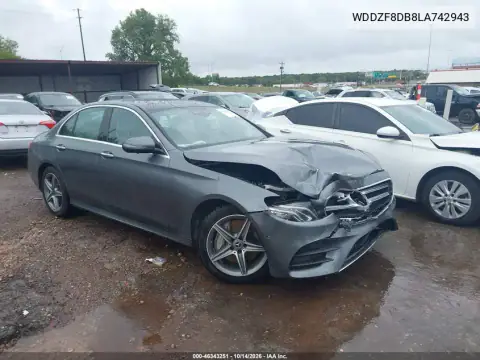WDDZF8DB8LA742943 — 2020 Mercedes E-Klasse, Передняя часть, фото до ремонта