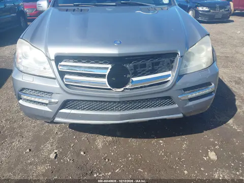 4JGBF7BE8BA628910 — 2011 Mercedes GL-Klasse, Передняя часть, фото до ремонта