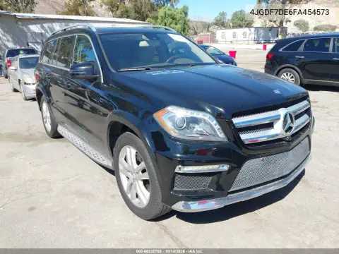 4JGDF7DE6FA454573 — 2015 Mercedes GL-Klasse, Задняя часть, фото до ремонта