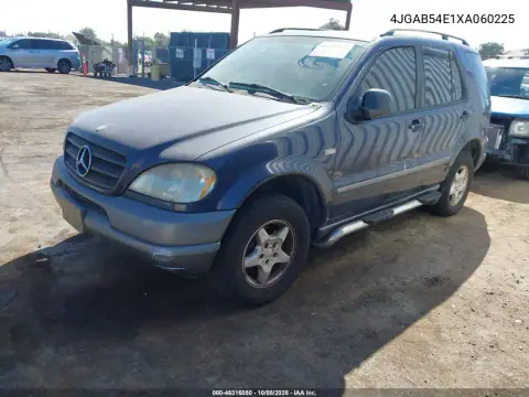 1999 Mercedes-Benz Ml 320 VIN 4JGAB54E1XA060225 фото 2