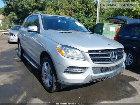 4JGDA5HB3FA507569 — 2015 Mercedes M-Klasse, Сзади, фото до ремонта