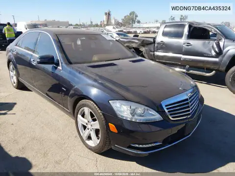 WDDNG7DB4CA435324 — 2012 Mercedes S-Klasse, Правая сторона, фото до ремонта