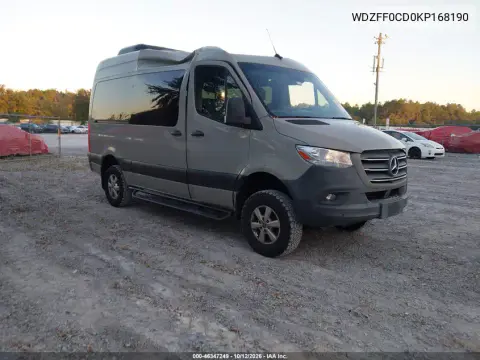 WDZFF0CD0KP168190 — 2019 Mercedes Sprinter, Урон от шторма, фото до ремонта
