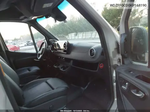 WDZFF0CD0KP168190 — 2019 Mercedes Sprinter, Урон от шторма, фото до ремонта