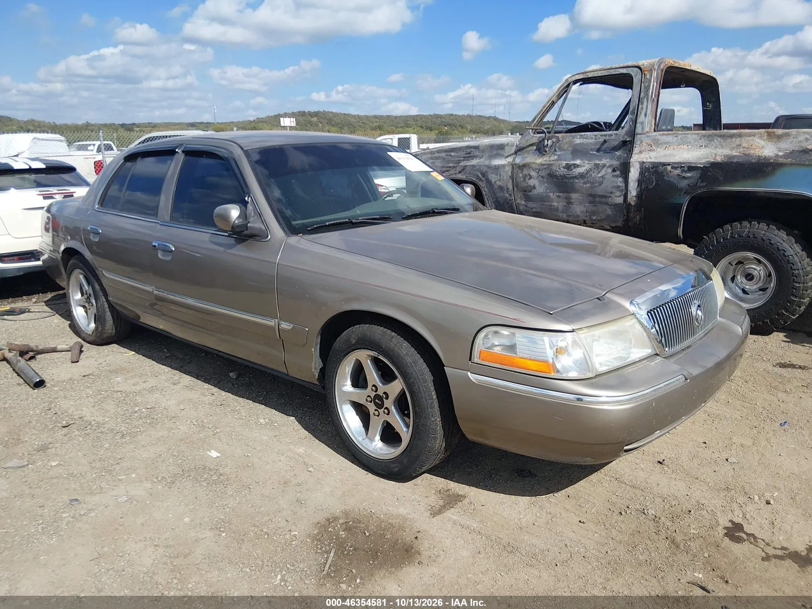 2003 Mercury Grand Marquis Gs VIN 2MEFM74W73X692395 фото 1