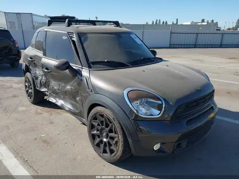 WMWZC3C53GWT10834 — 2016 MINI Countryman Cooper S, Правый бок (Right Side), фото до ремонта