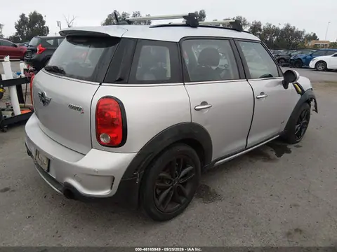 2016 Mini Countryman Cooper S VIN WMWZC5C59GWU21710 фото 4