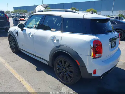2018 Mini Countryman Cooper S VIN WMZYT5C35J3D83000 фото 3