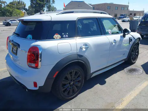 2018 Mini Countryman Cooper S VIN WMZYT5C35J3D83000 фото 4