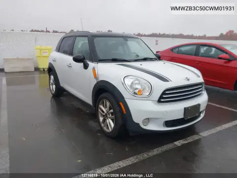 WMWZB3C50CWM01931 — 2012 MINI Countryman, Сзади, фото до ремонта
