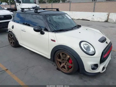 WMWXP7C50H3B93285 — 2017 MINI Hardtop Cooper S, Задняя часть (Rear), фото до ремонта