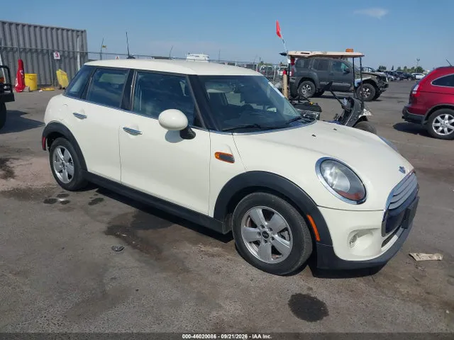 2015 Mini Hardtop Cooper VIN WMWXS5C51FT828088 фото 1