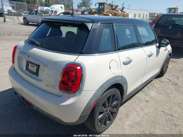 WMWXS5C53FT827041 — 2015 MINI Hardtop Cooper, фото 4 с аукциона IAAI 14.10.2026, Передняя часть слева