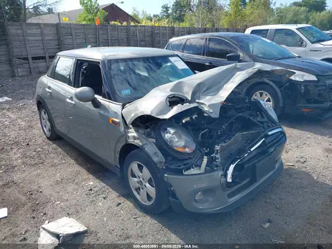 WMWXU1C57H2E19186 — 2017 MINI Hardtop Cooper, Передняя часть (Front End), фото до ремонта