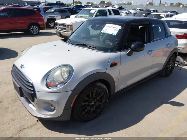WMWXU1C35H2F77623 — 2017 MINI Hardtop Cooper, фото 2 с аукциона IAAI 14.10.2026, Задняя часть справа