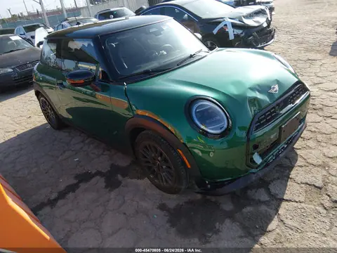 WMW13GD01T2X89716 — 2026 MINI Hardtop Cooper, Передняя часть (Front End), фото до ремонта