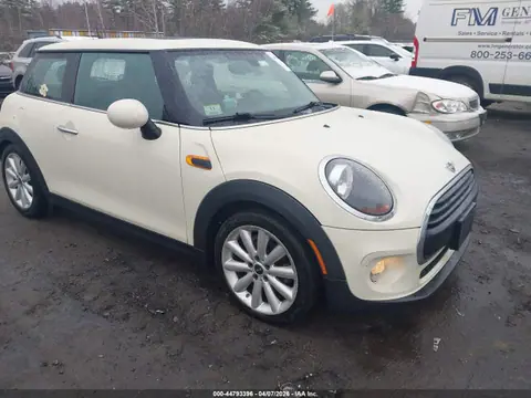 WMWXP5C55K2H31304 — 2019 MINI Hardtop Oxford Edition, Левый бок (Left Side), фото до ремонта