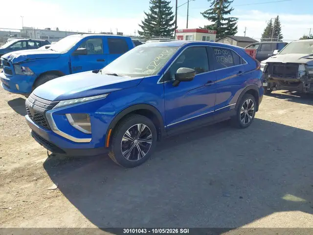 JA4ATUAA9NZ602998 — 2022 Mitsubishi Eclipse Cross ES, фото 2 с аукциона IAAI 14.10.2026, Град