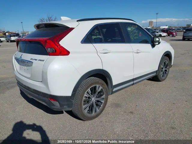 JA4AT4AAXJZ607993 — 2018 Mitsubishi Eclipse Cross SE, фото 4 с аукциона IAAI 14.10.2026, Град