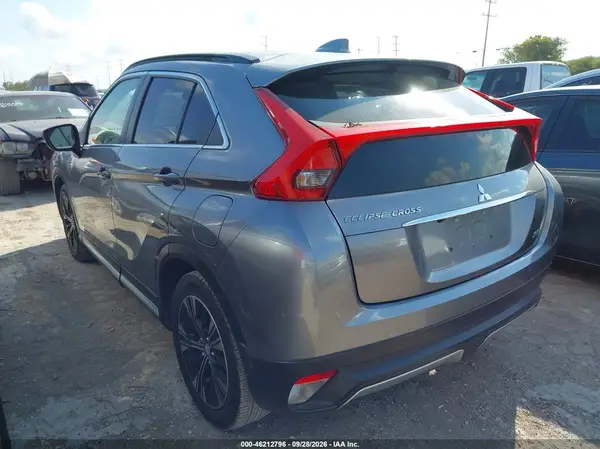 JA4AS5AA3LZ042143 — 2020 Mitsubishi Eclipse Cross, фото 3 с аукциона IAAI, Град