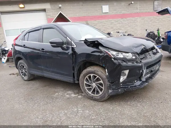 JA4AT3AA6LZ011664 — 2020 Mitsubishi Eclipse Cross, Передняя часть (Front End), фото до ремонта